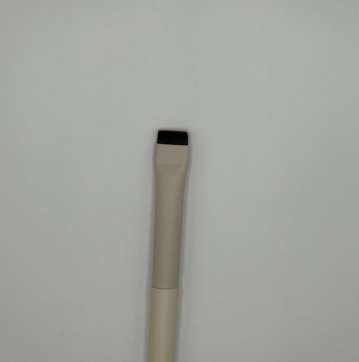 Flat brush